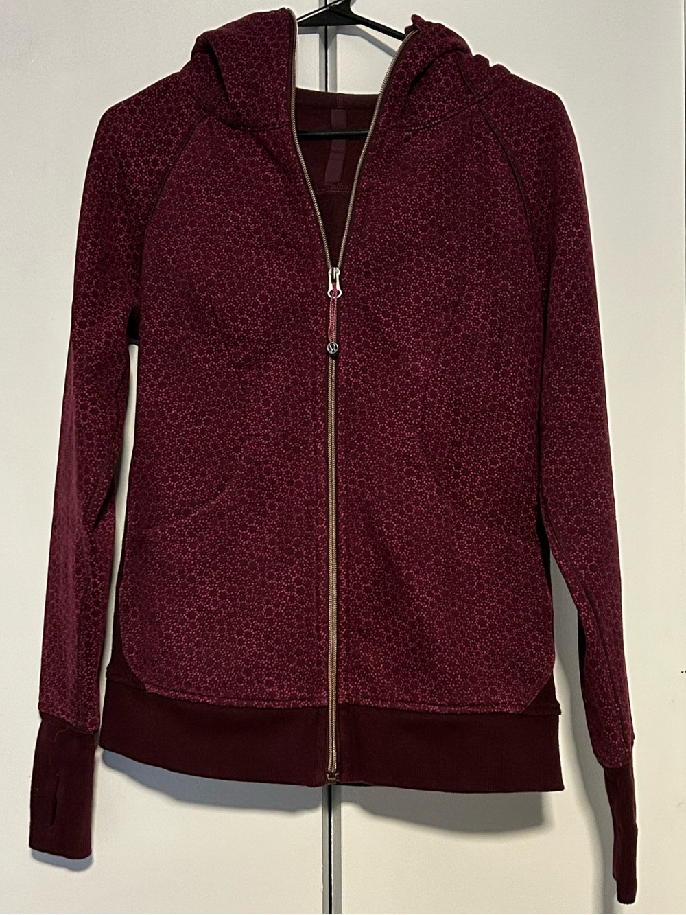 Lululemon Scuba Hoodie III - Star Pixel Raspberry / Bordeaux Drama - Size 8